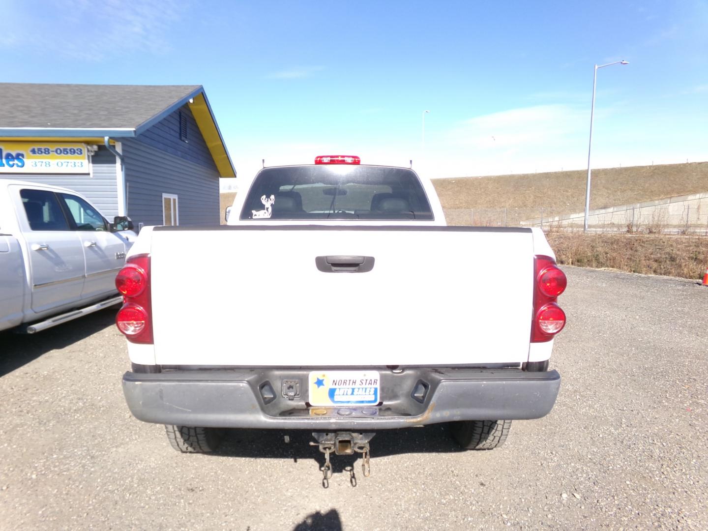 2008 White Dodge Ram 2500 (3D7KS28A48G) , located at 2630 Philips Field Rd., Fairbanks, AK, 99709, (907) 458-0593, 64.848068, -147.780609 - Photo#3